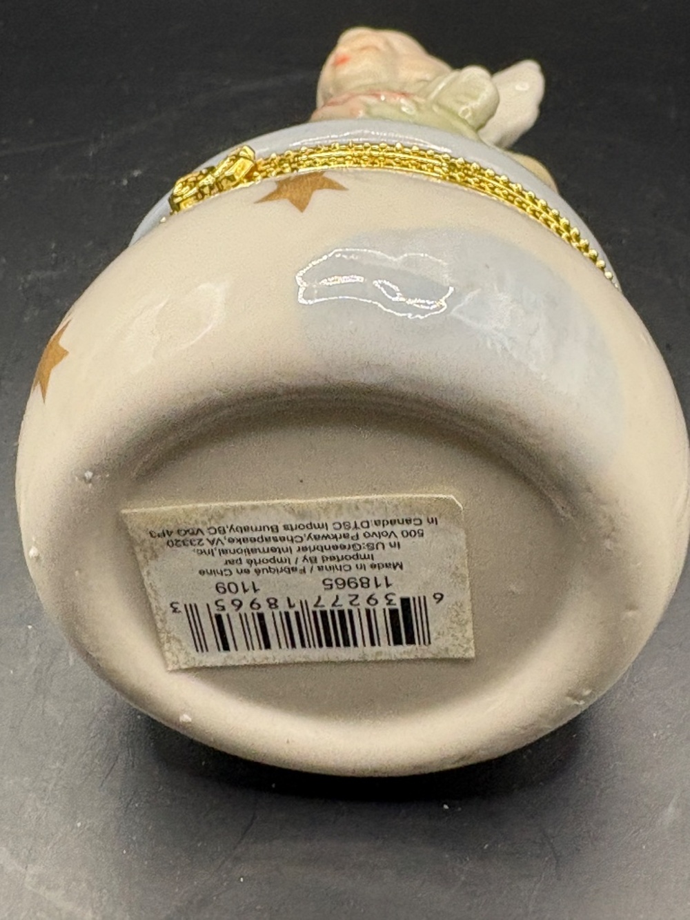 Little Girl Angel Standing on a Trinket Box - Picture 3 of 4